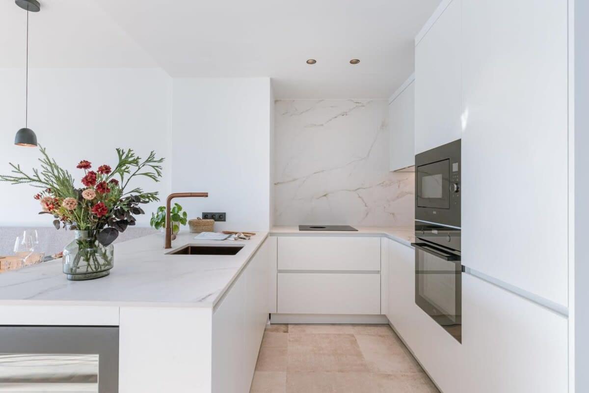 Stunning And Modern Apartment With Sunny Balcony Knokke-Heist Exterior photo