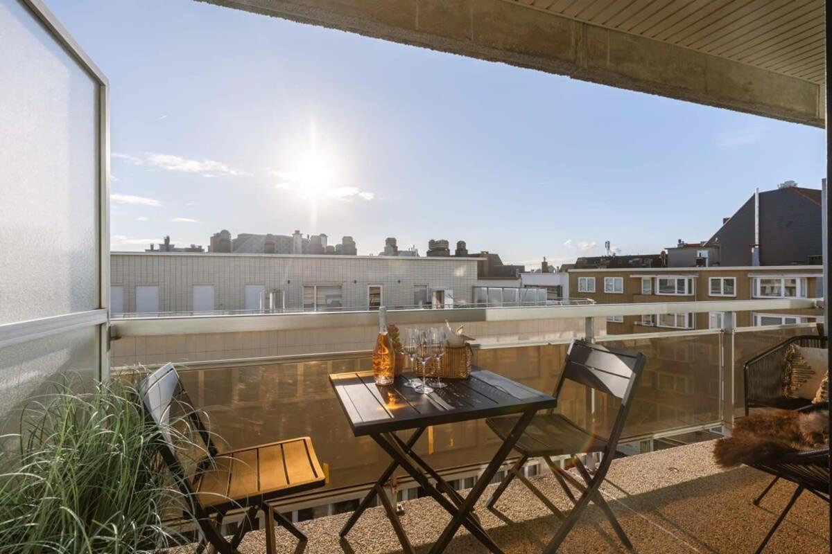 Stunning And Modern Apartment With Sunny Balcony Knokke-Heist Exterior photo